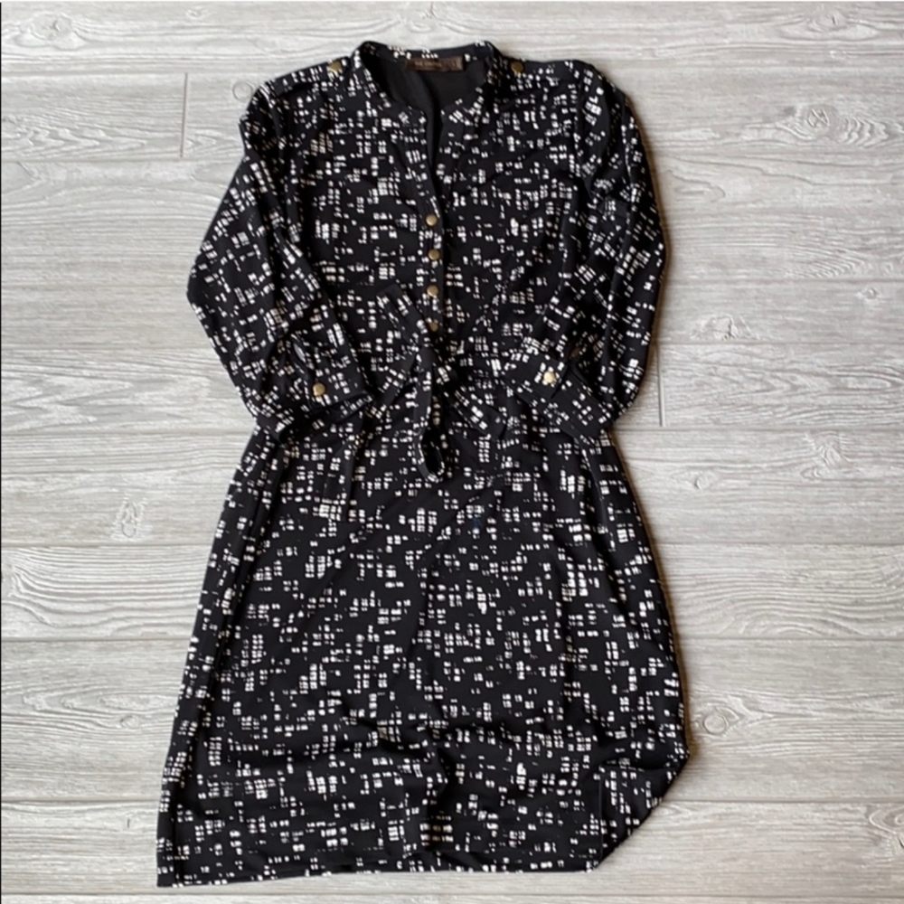 Limited Sheath Dress with Buttons